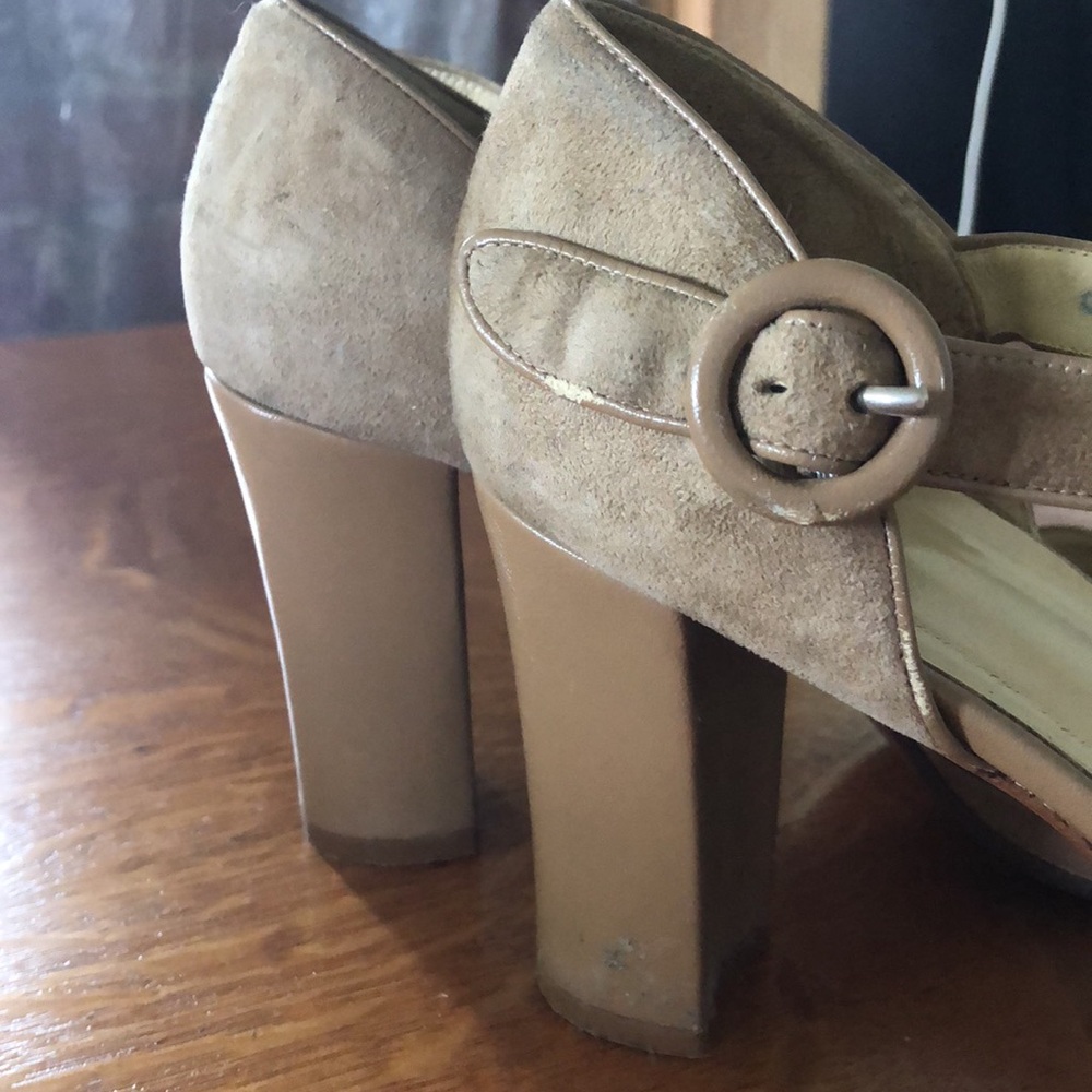 Varda suede sandals - Picture 2 of 8